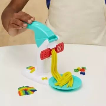 Play-Doh: Mini mașină de paste - .foto