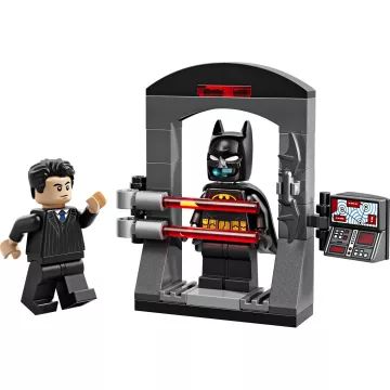 LEGO® DC Batman Batman: Bruce Wayne și costumul de liliac 30726 - .foto