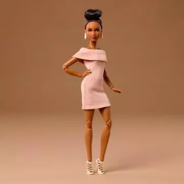 Barbie Signature: Prémium gyűjtői baba #08 - Fekete hajú - . kép