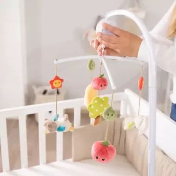 My First Nici: Zenélő állatkás kiságyforgó levehető figurákkal - . kép