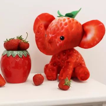 Peluche profumata Foodibles: grande fragola Fáni - 20 cm - .immagine