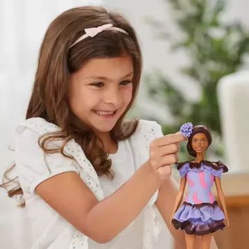Play-Doh: Barbie – Set creativ cu volane pentru fani ai modei - AMBALAJ DETERIORAT - .foto