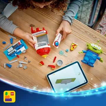 LEGO® Disney Alien en de Pizza Planet raket 43307 - .afbeelding