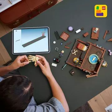 LEGO® Wednesday Locuința lui Izé 76785 - AMBALAJ DETERIORAT - .foto