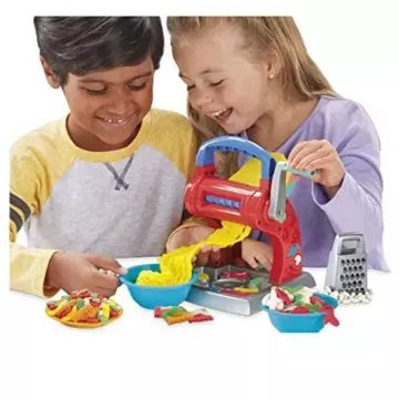 Play-Doh Kitchen Creations Tésztaparti játékszett - . kép