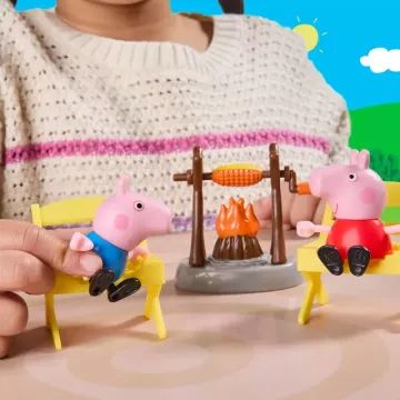 Peppa Purceluș: Set de joacă cu rulotă „Cei trei purceluși” - .foto