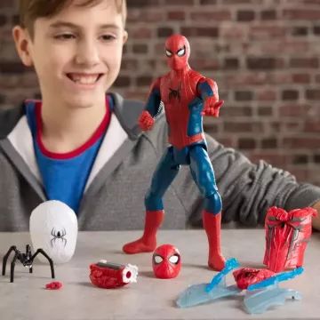 Figurină Marvel Omul-Păianjen Gigant cu accesoriu de armură - .foto