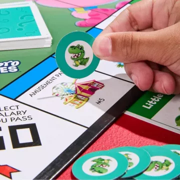 Monopoly Junior – AMBALAJ DETERIORAT - în limba maghiară - .foto