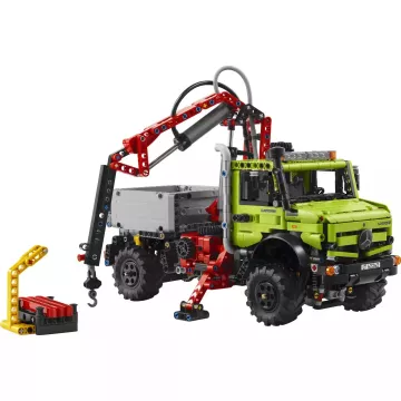 LEGO® Technic Mercedes-Benz Unimog U 5023 daruval 42242 -CSOMAGOLÁSSÉRÜLT - . kép