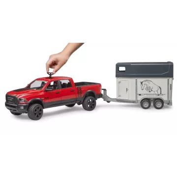 Bruder RAM 2500 Power Wagon prikolica za prijevoz konja s jednim konjem - .slika