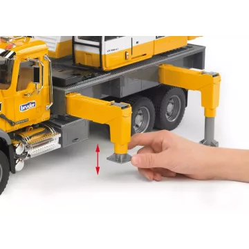 Camion cu macara Bruder MACK Granite Liebherr - .foto