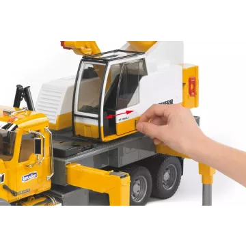 Camion cu macara Bruder MACK Granite Liebherr - .foto