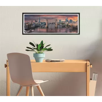Clementoni: Traversând râul puzzle panoramic - 1000 piese - .foto