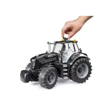 Bruder DEUTZ-FAHR 8280 TTV Warrior - . kép