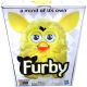 Interaktivna rumena plišasta figura Furby - .slika