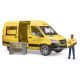 Brat: Auto DHL Mercedes-Benz Sprinter a figúrka - .Obrázok