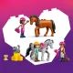 Jazdecká škola a stajňa LEGO® Friends 42688 - .Obrázok