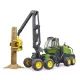 Bruder John Deere 1270G υλοτομική μηχανή με 1 κορμό ξύλου - .εικόνα